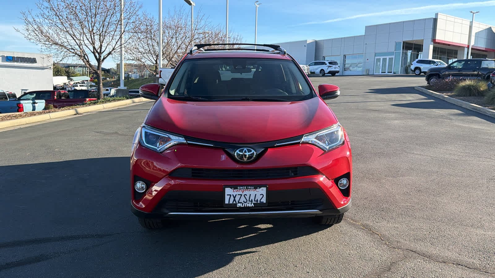 Thumbnail: 2017 Toyota RAV4 - 2