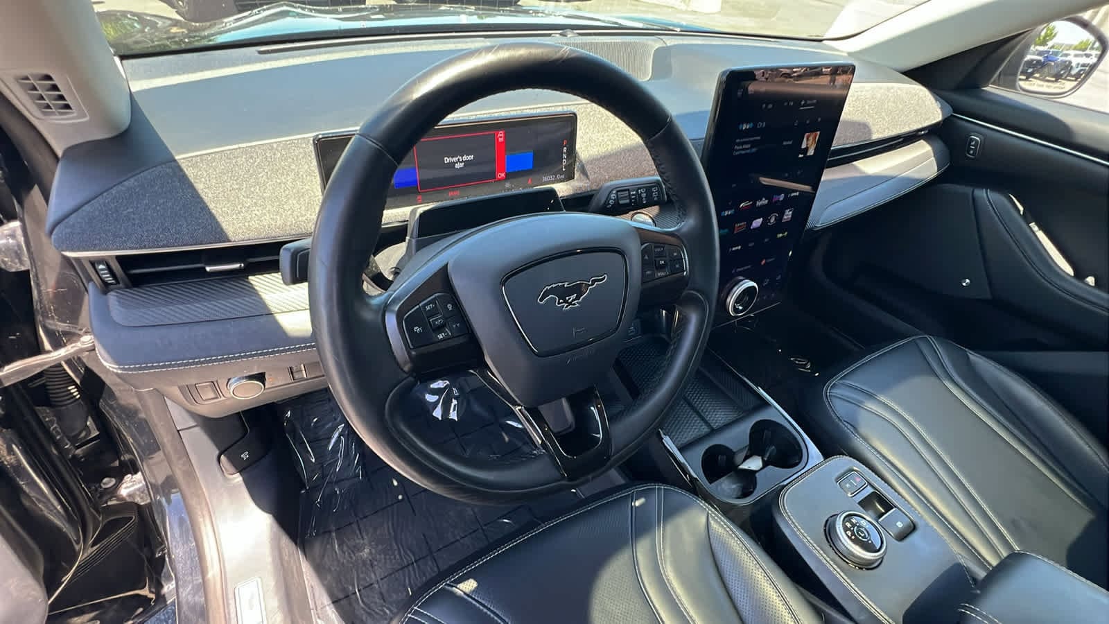 Thumbnail: 2021 Ford Mustang Mach-E - 10