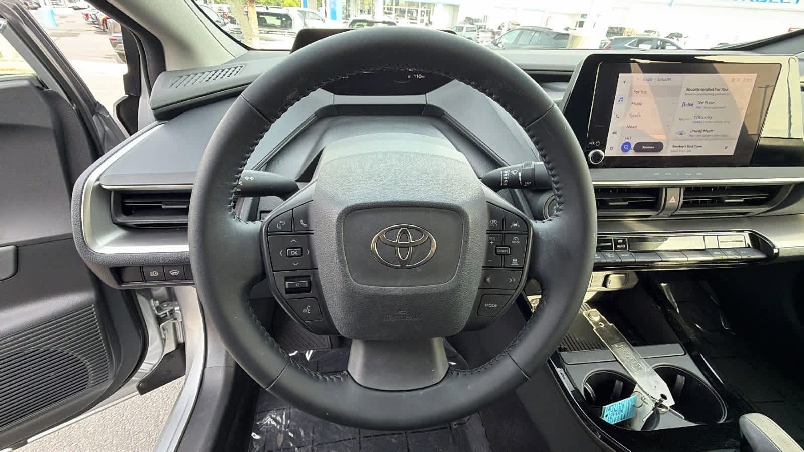 Thumbnail: 2024 Toyota Prius - 18