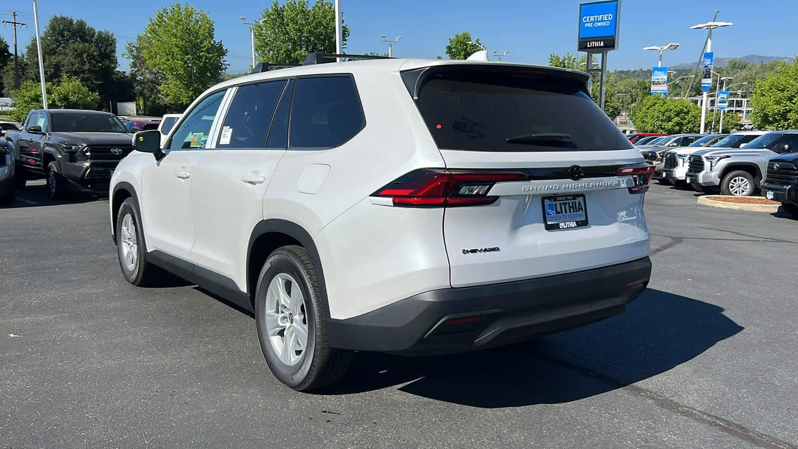 2025 Toyota Grand Highlander  7