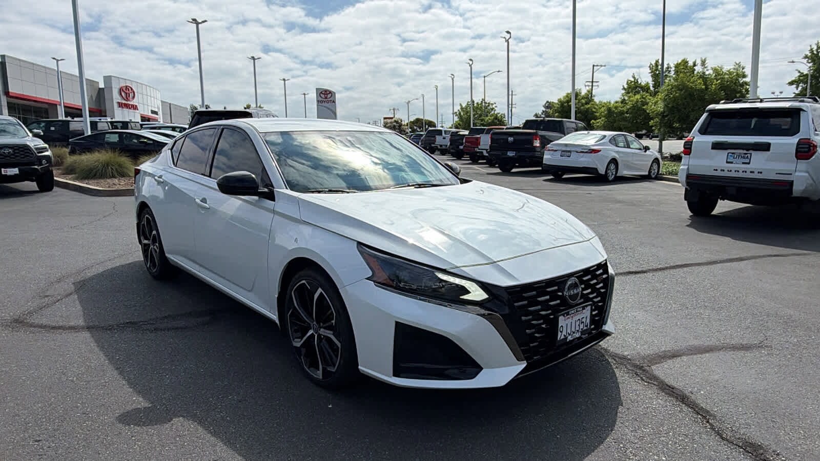 Thumbnail: 2024 Nissan Altima - 2