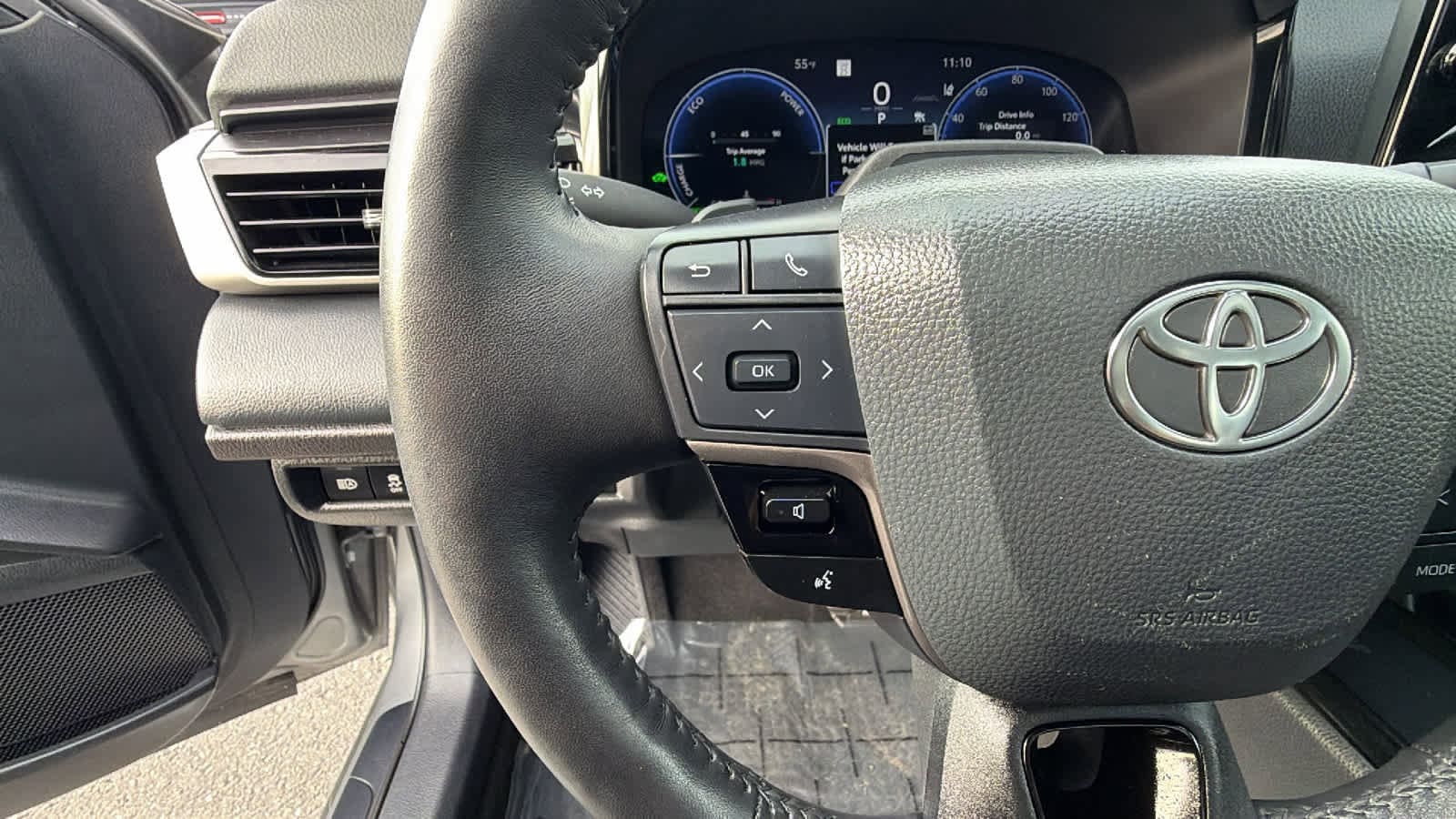 Thumbnail: 2025 Toyota Camry - 19