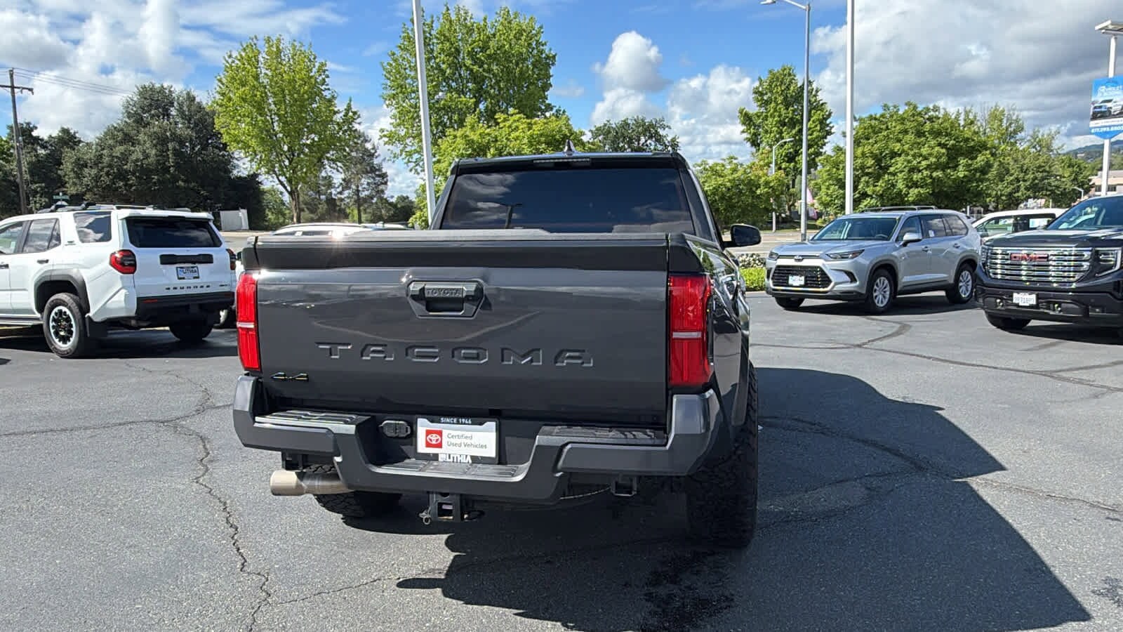 Thumbnail: 2024 Toyota Tacoma - 6