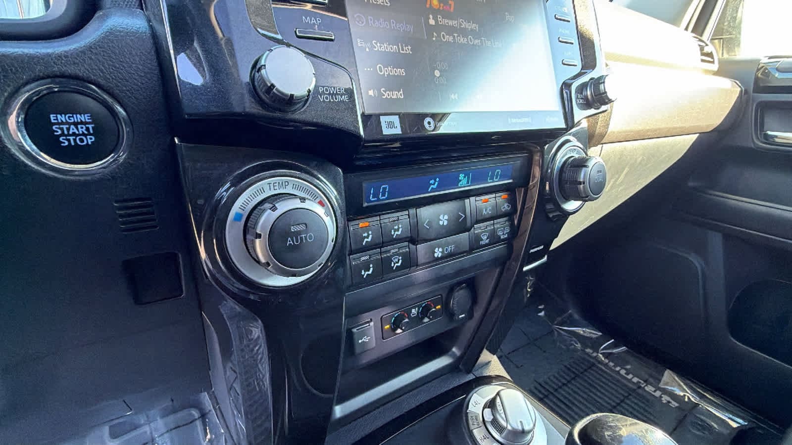 Thumbnail: 2020 Toyota 4Runner - 14