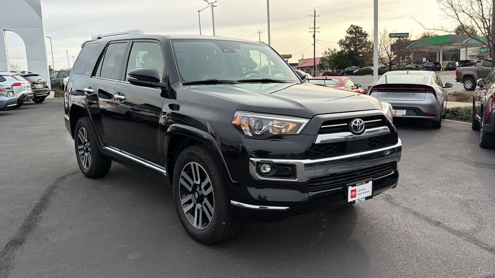 Thumbnail: 2022 Toyota 4Runner - 3