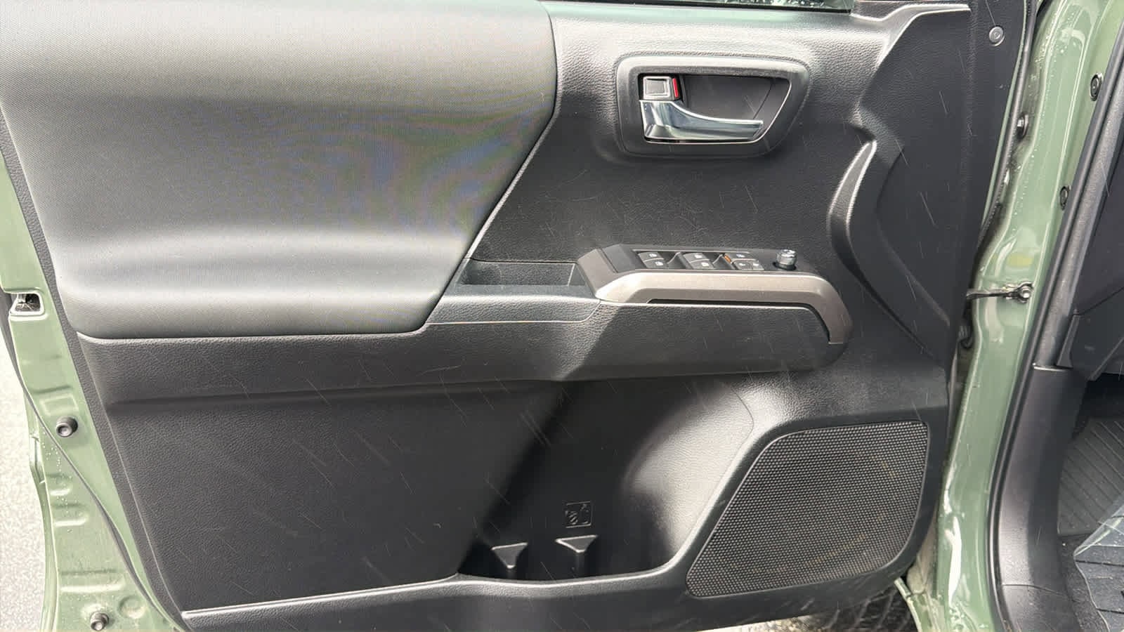 Thumbnail: 2022 Toyota Tacoma - 23