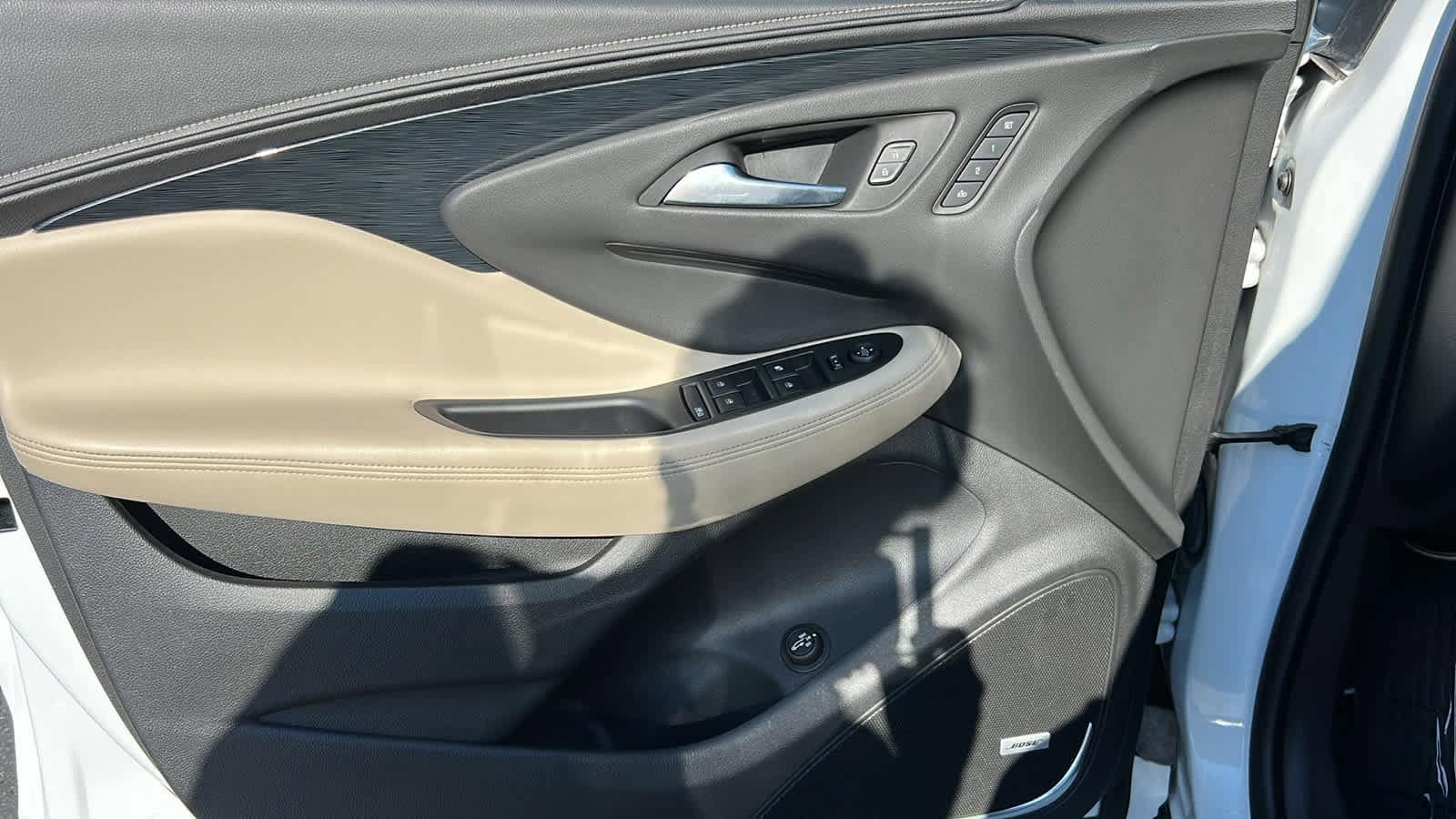 Thumbnail: 2017 Buick Envision - 23