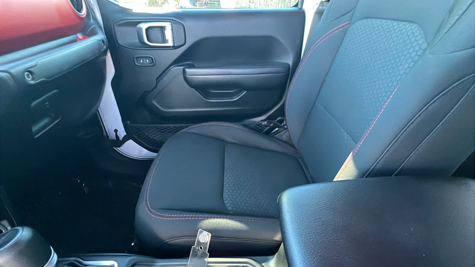 Thumbnail: 2020 Jeep Gladiator - 12