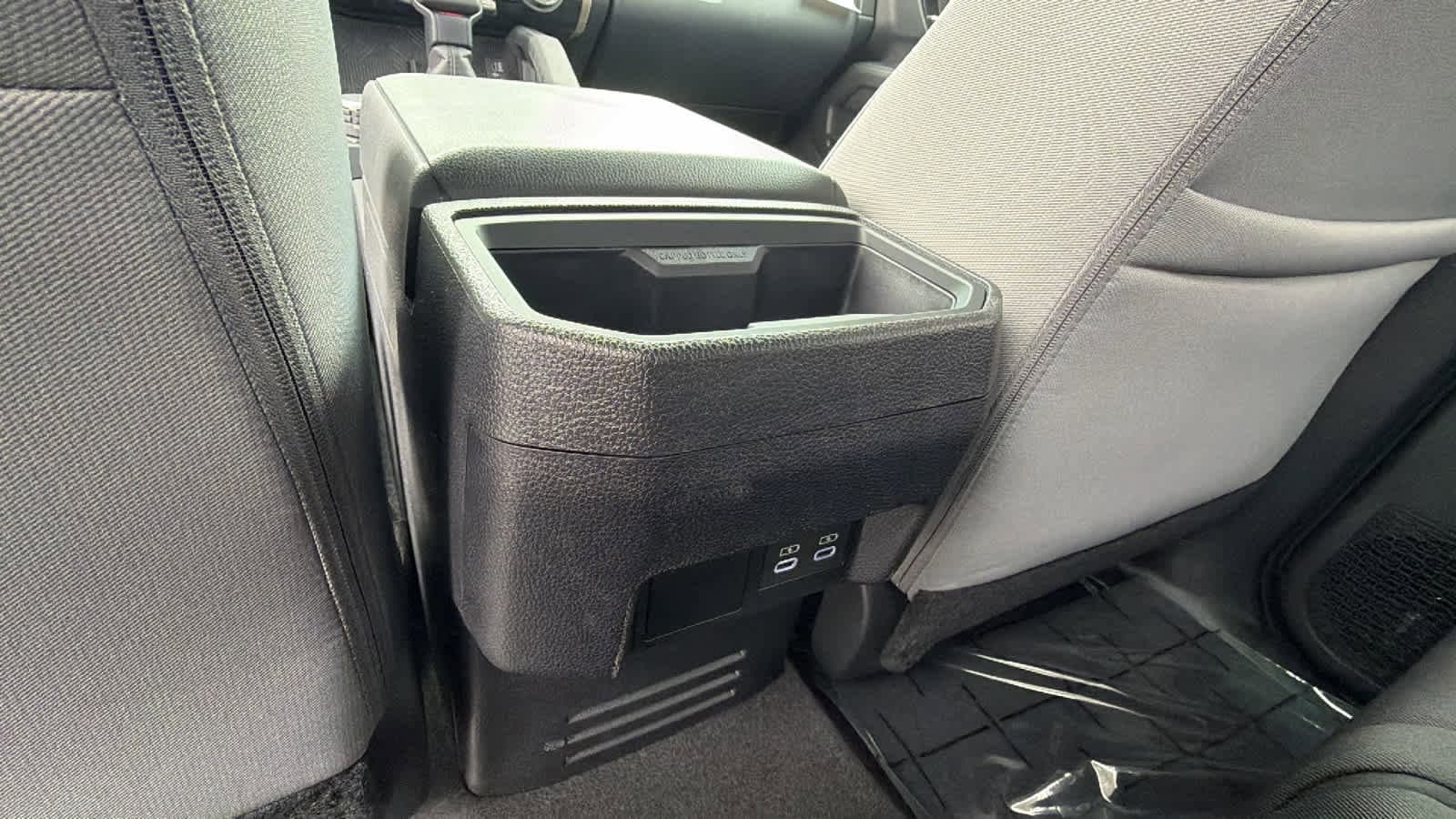 Thumbnail: 2025 Toyota Tacoma - 25