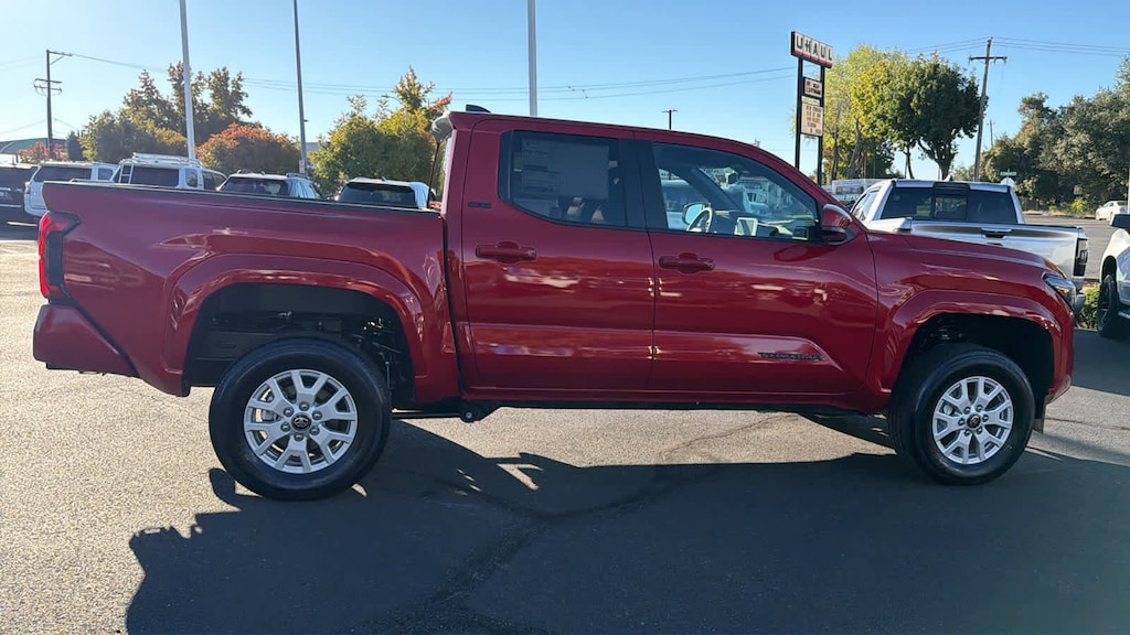 New 2025 Toyota Tacoma SR5 4X4 DOUBLE CAB