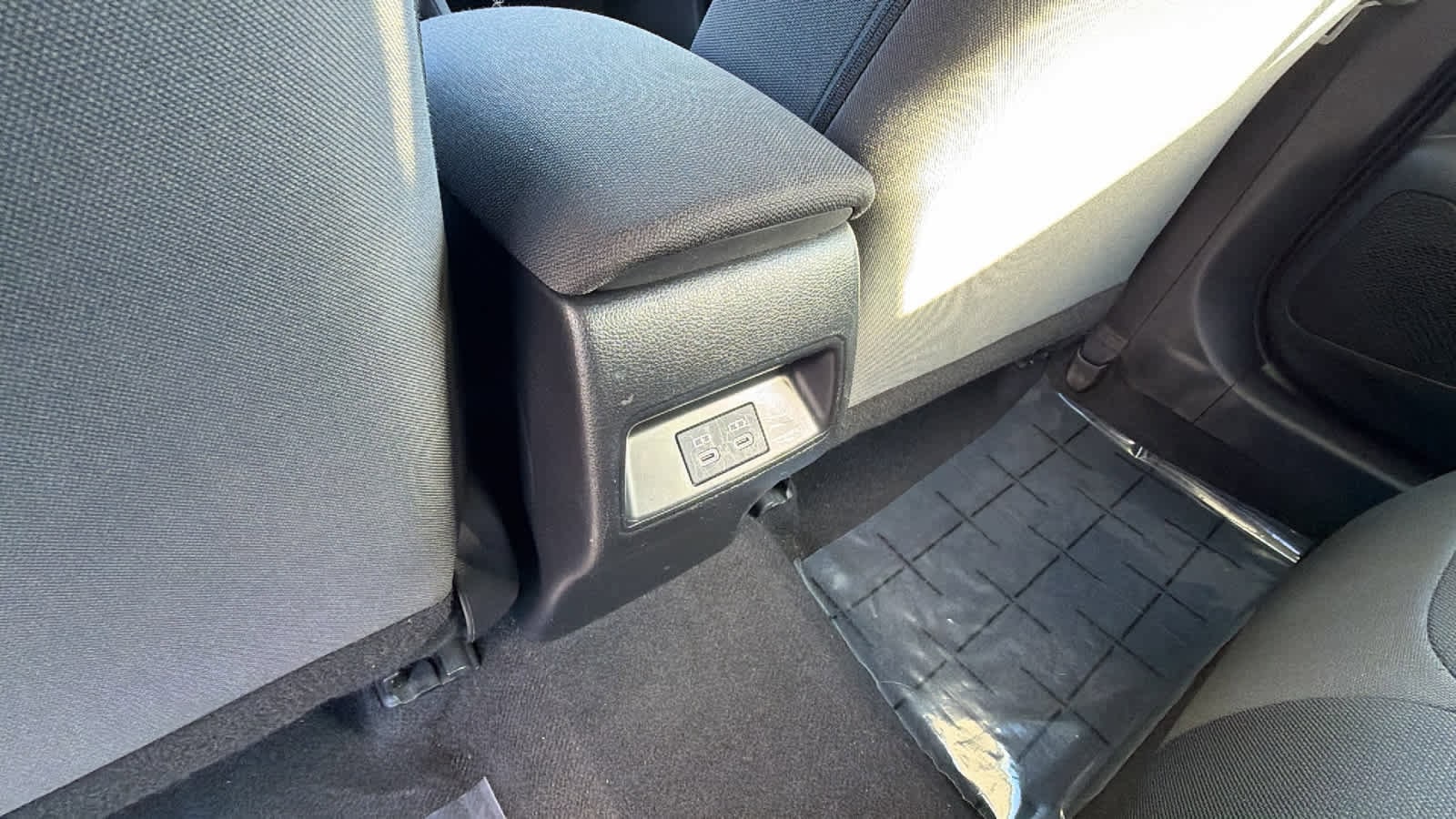 Thumbnail: 2024 Toyota Corolla - 25