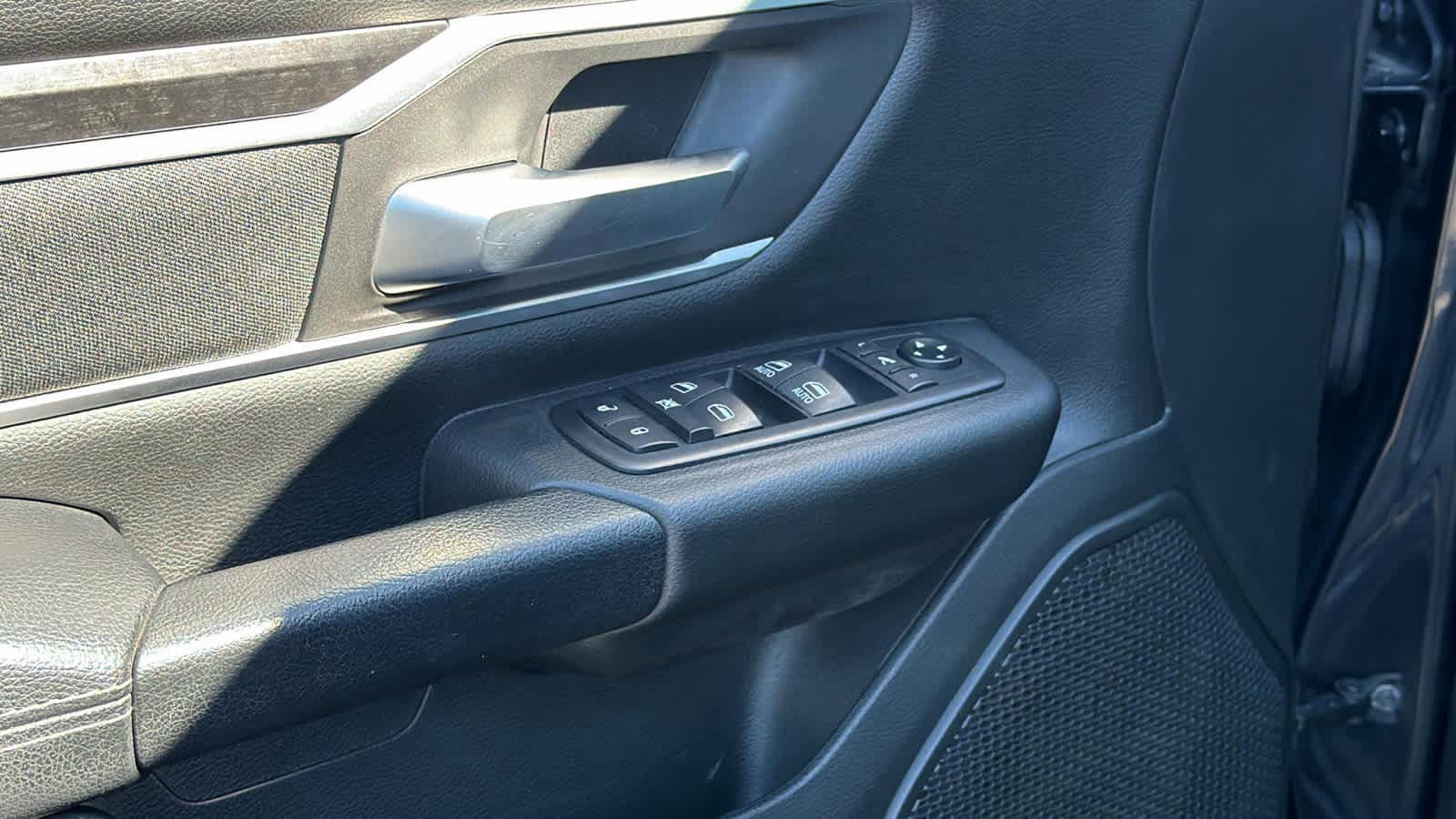 Thumbnail: 2020 RAM 1500 - 22