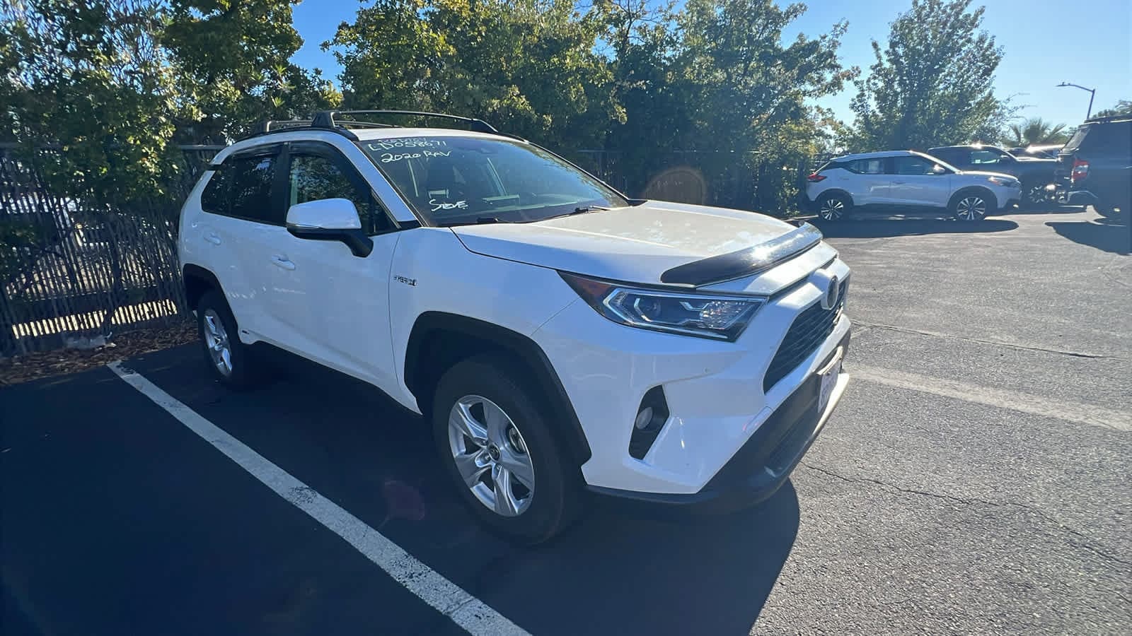 Thumbnail: 2020 Toyota RAV4 - 2