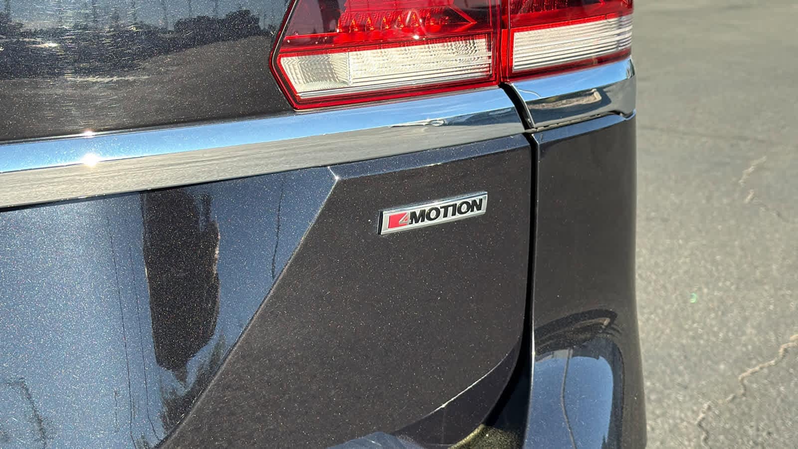 Thumbnail: 2021 Volkswagen Atlas - 28