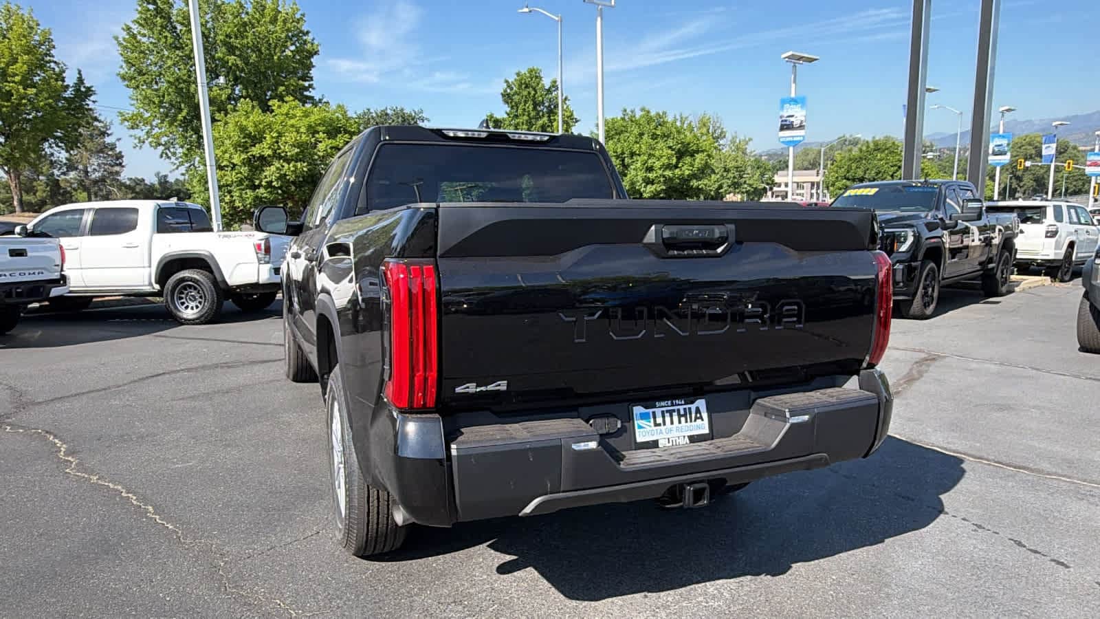 2026 Toyota Tundra SR5 - Photo 6