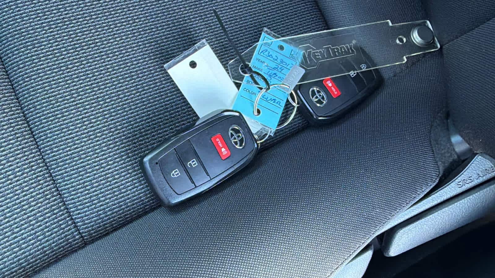 Thumbnail: 2024 Toyota Prius - 29