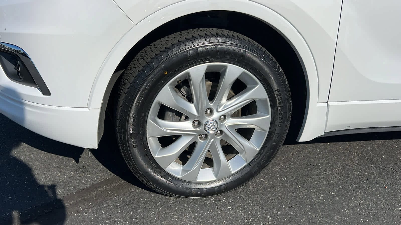 Thumbnail: 2017 Buick Envision - 9