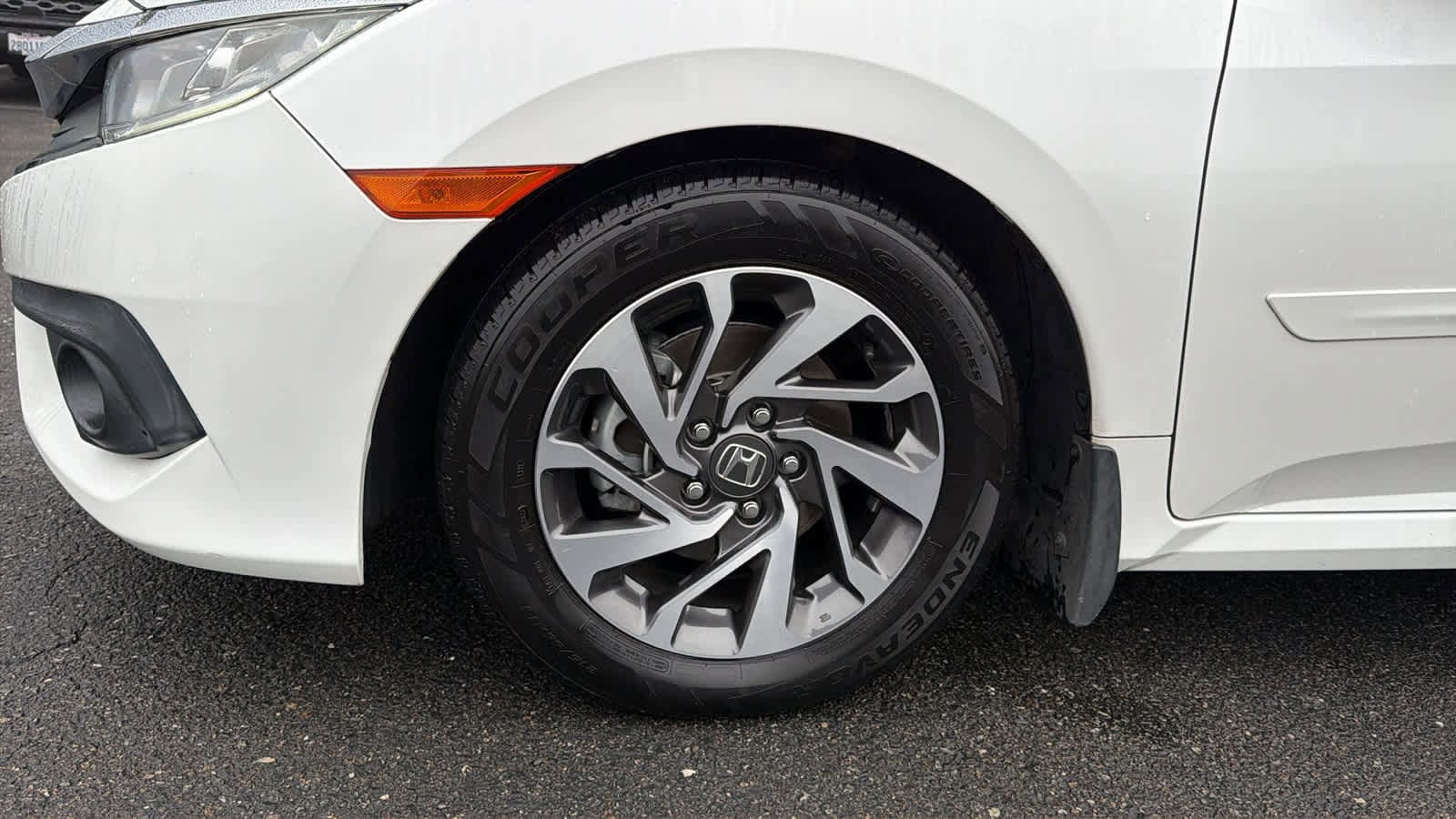 Thumbnail: 2017 Honda Civic - 9