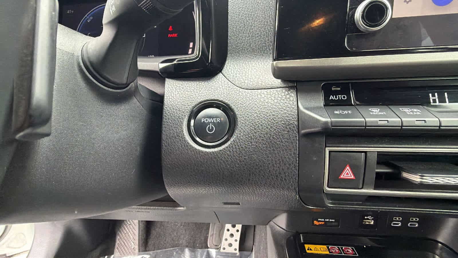 Thumbnail: 2025 Toyota Camry - 17