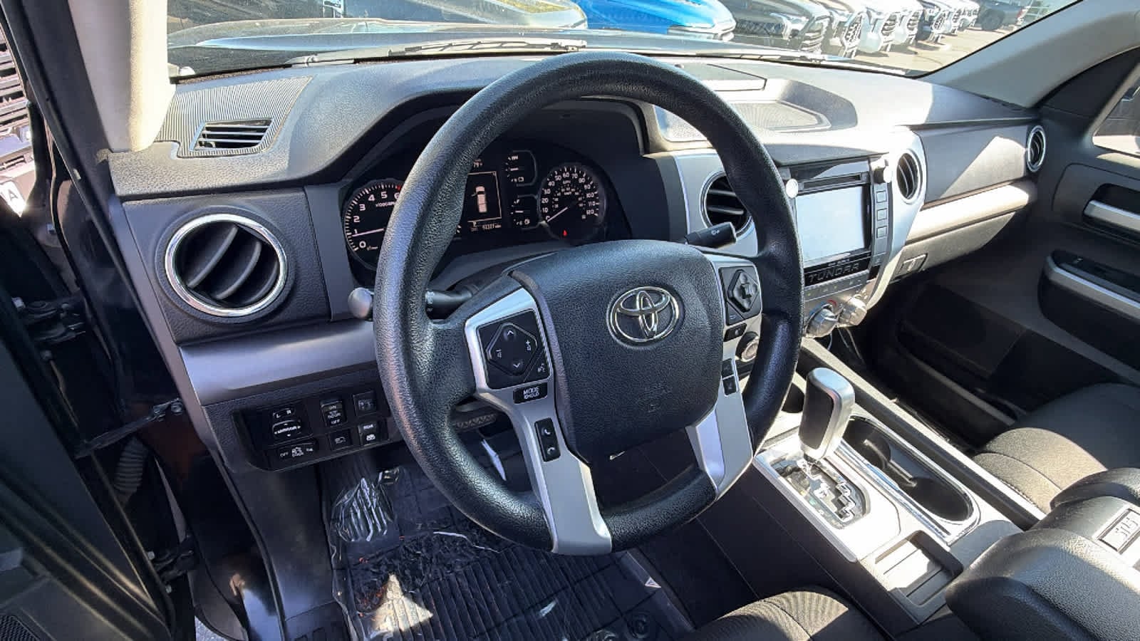 2018 Toyota Tundra SR5 - Photo 10