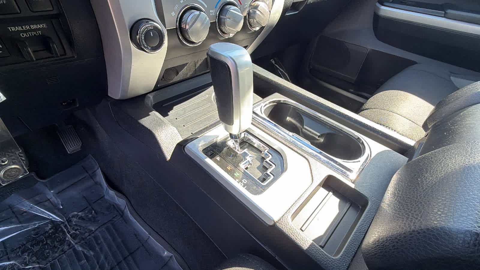 2018 Toyota Tundra SR5 - Photo 13