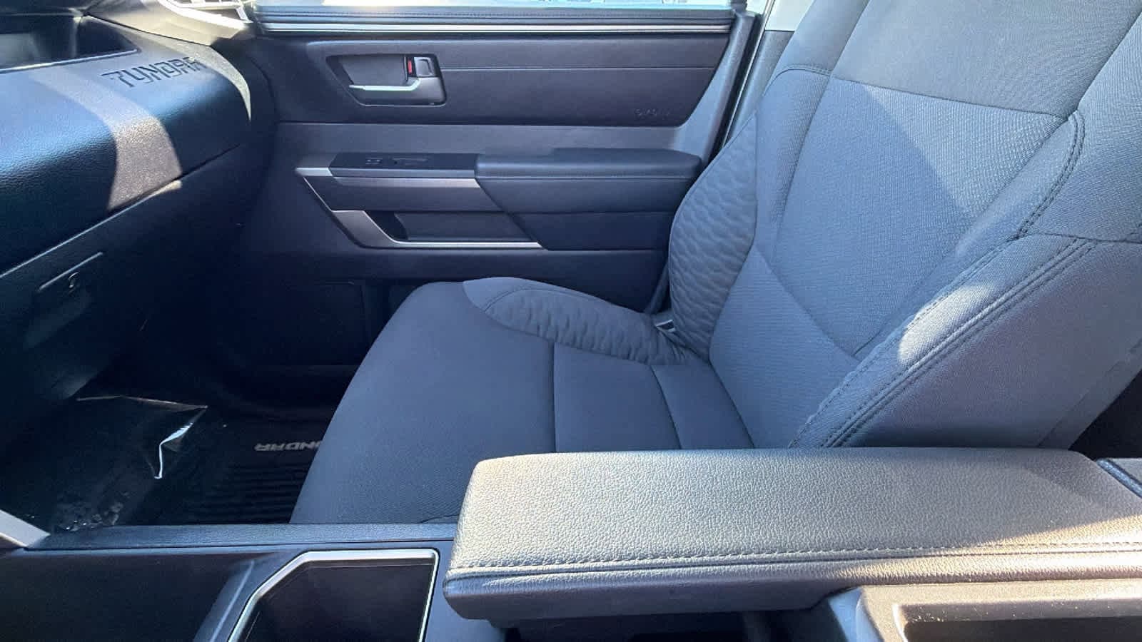 Thumbnail: 2023 Toyota Tundra - 12