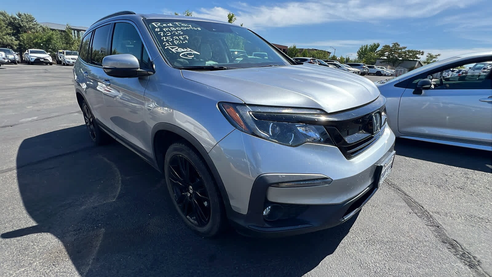 2021 Honda Pilot Special Edition photo 2