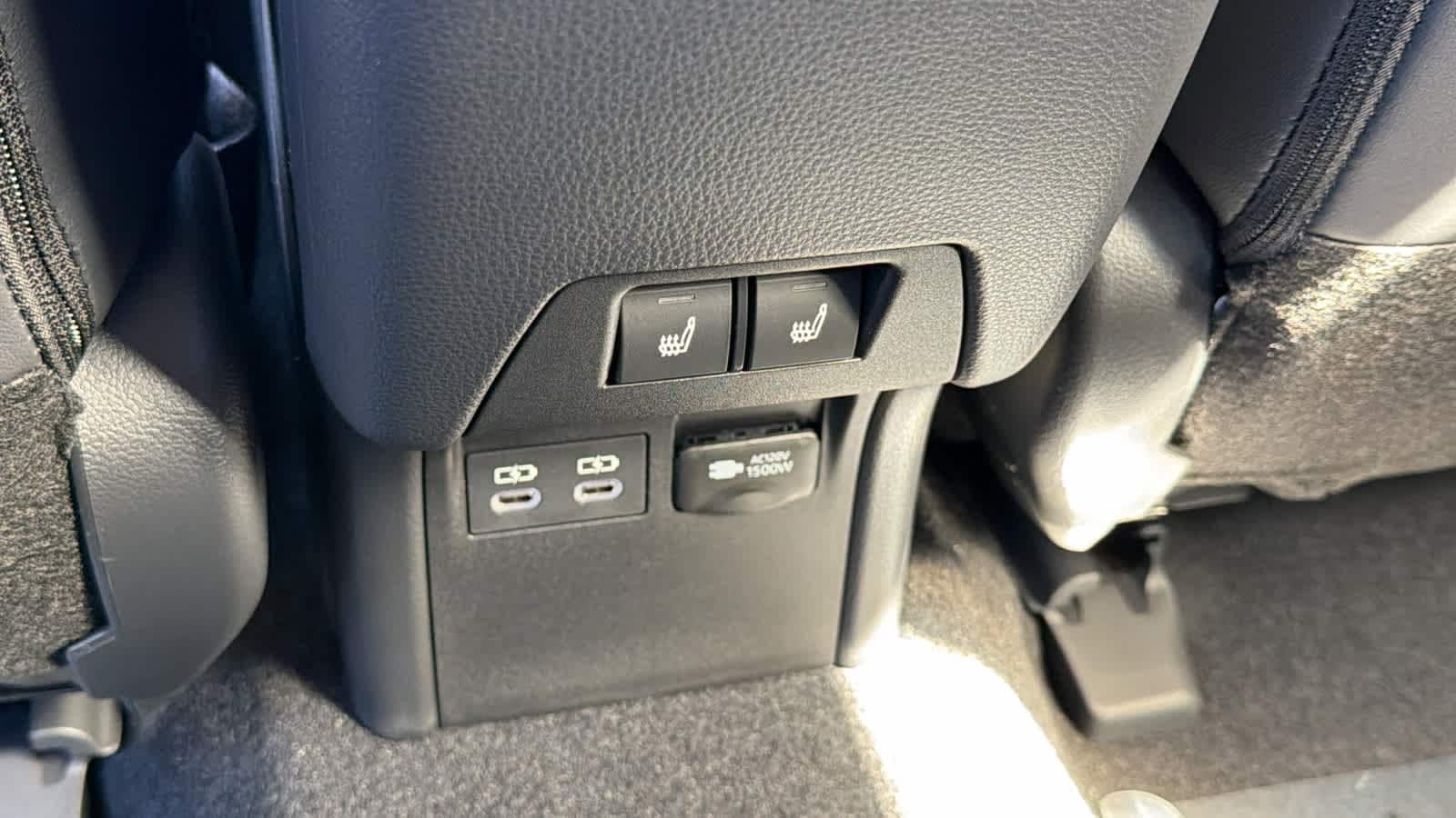 2026 Toyota Prius Plug-in Hybrid XSE Premium - Photo 24
