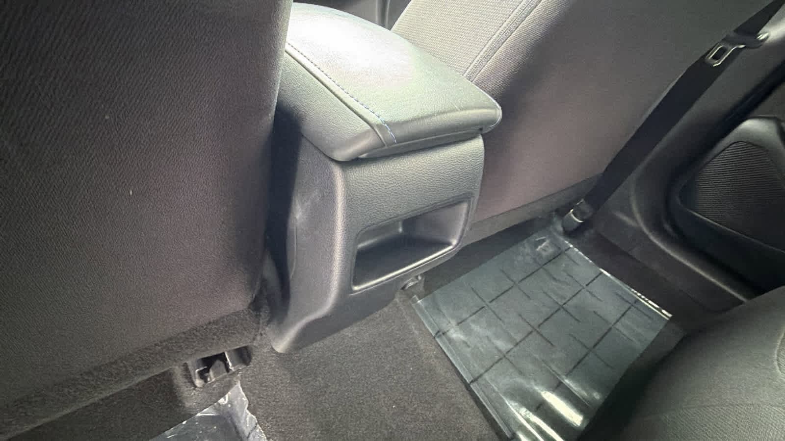 Thumbnail: 2022 Toyota Corolla - 26