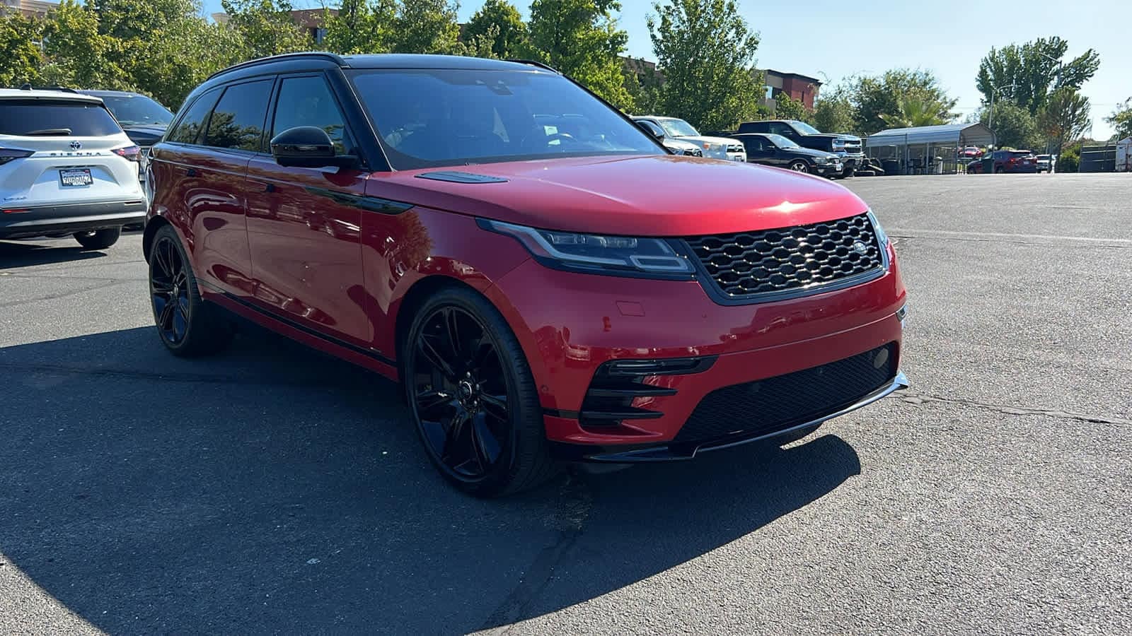 Thumbnail: 2019 Land Rover Range Rover Velar - 3
