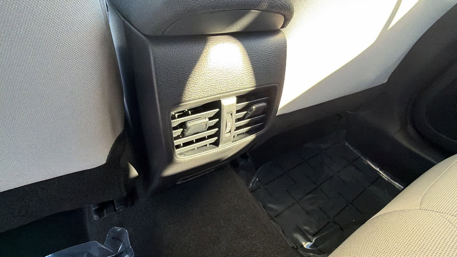 Thumbnail: 2025 Toyota Corolla Cross - 25