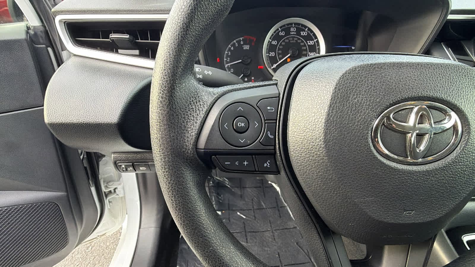 Thumbnail: 2022 Toyota Corolla - 19