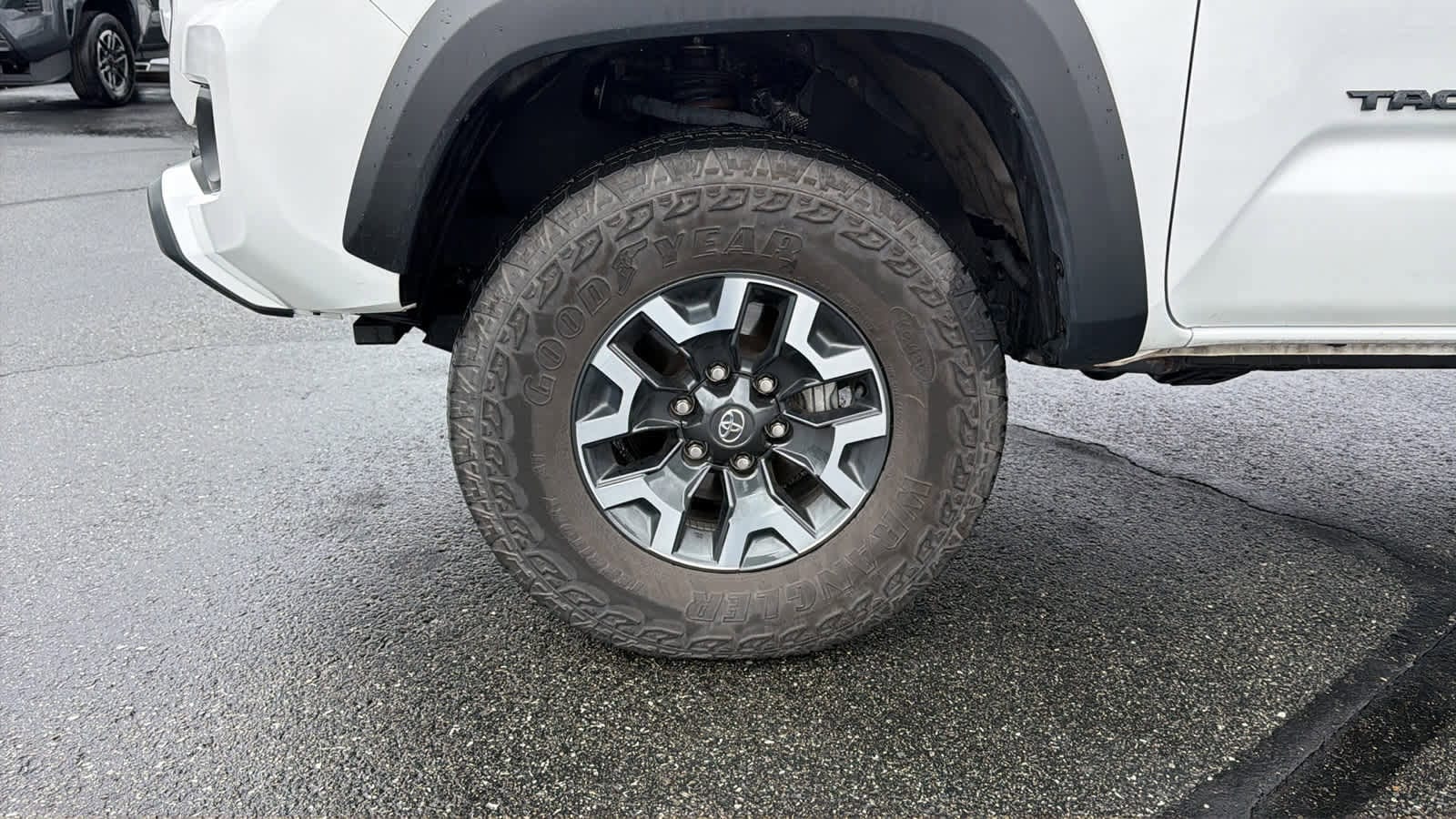 Thumbnail: 2023 Toyota Tacoma - 9