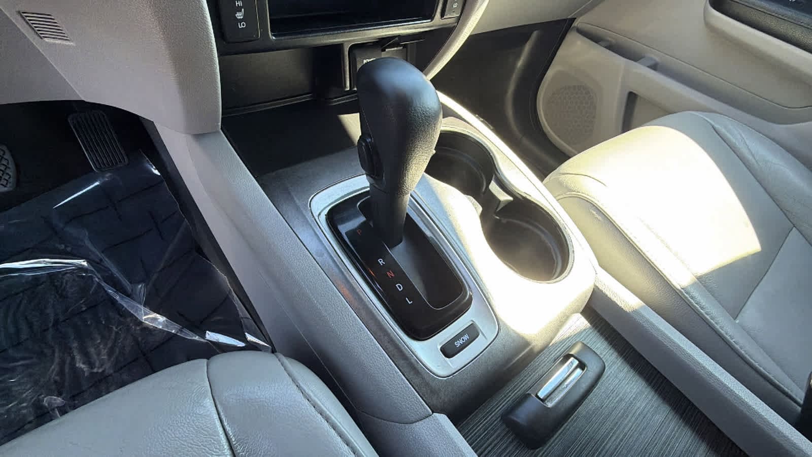 Thumbnail: 2018 Honda Pilot - 13