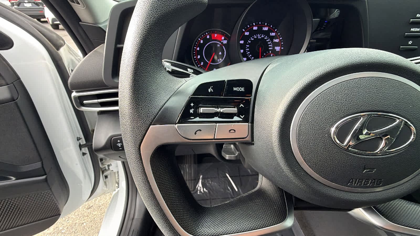 Thumbnail: 2021 Hyundai Elantra - 19