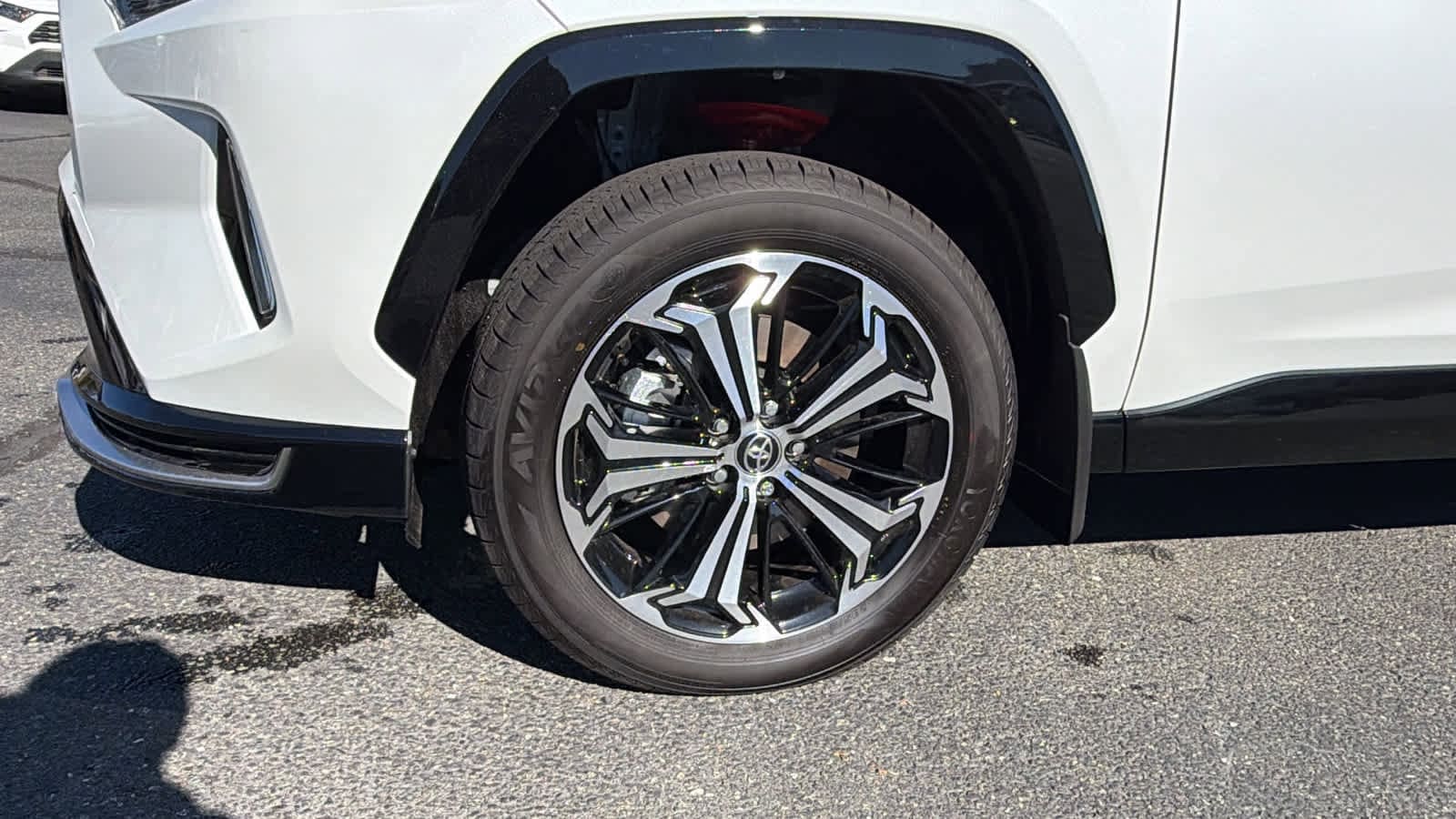 Thumbnail: 2025 Toyota RAV4 - 9