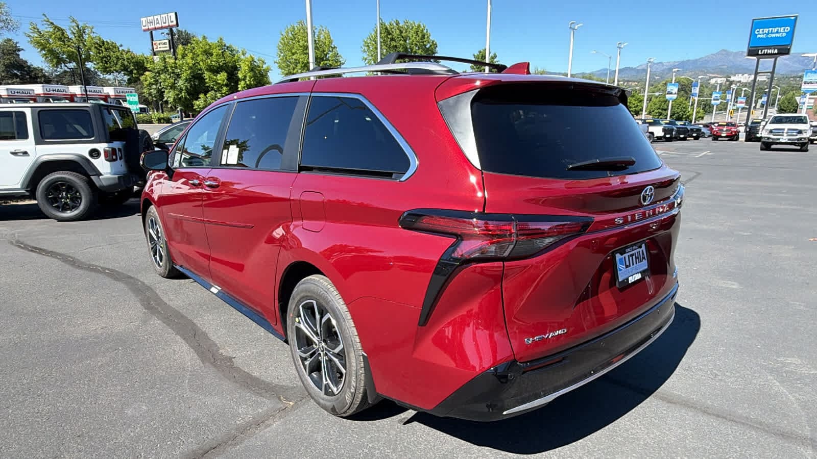 Thumbnail: 2026 Toyota Sienna - 7