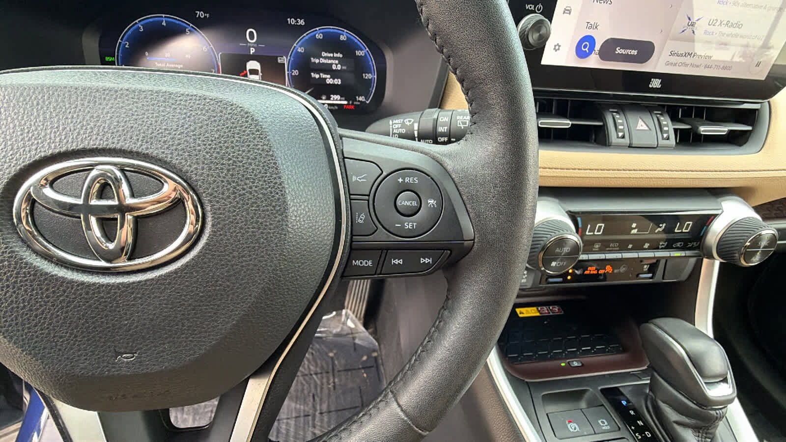 Thumbnail: 2023 Toyota RAV4 - 20