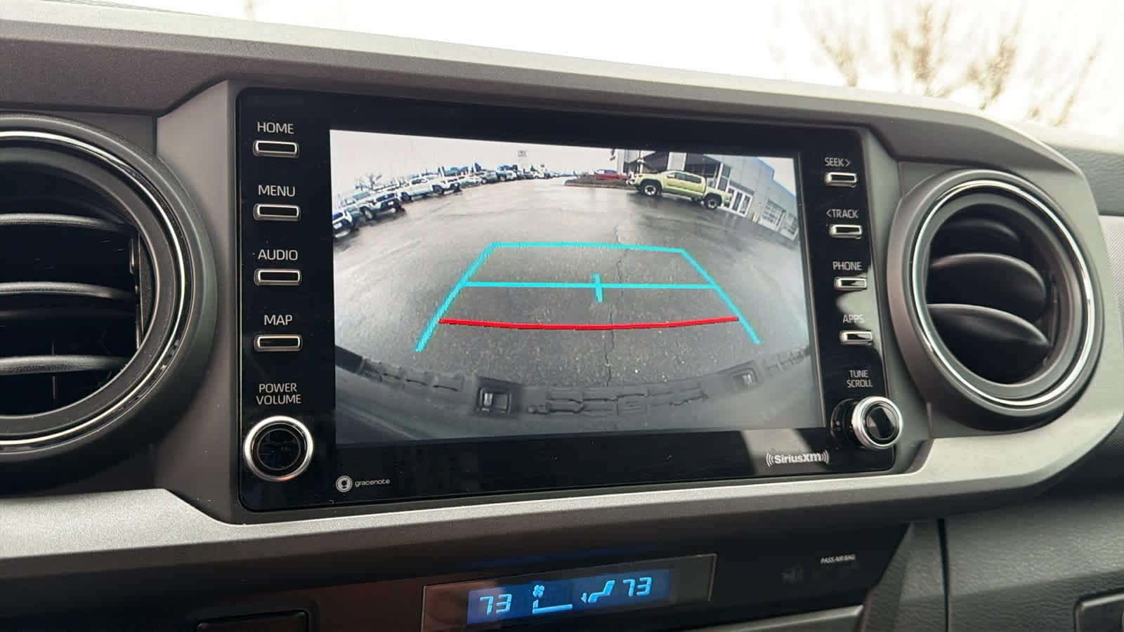 Thumbnail: 2022 Toyota Tacoma - 16