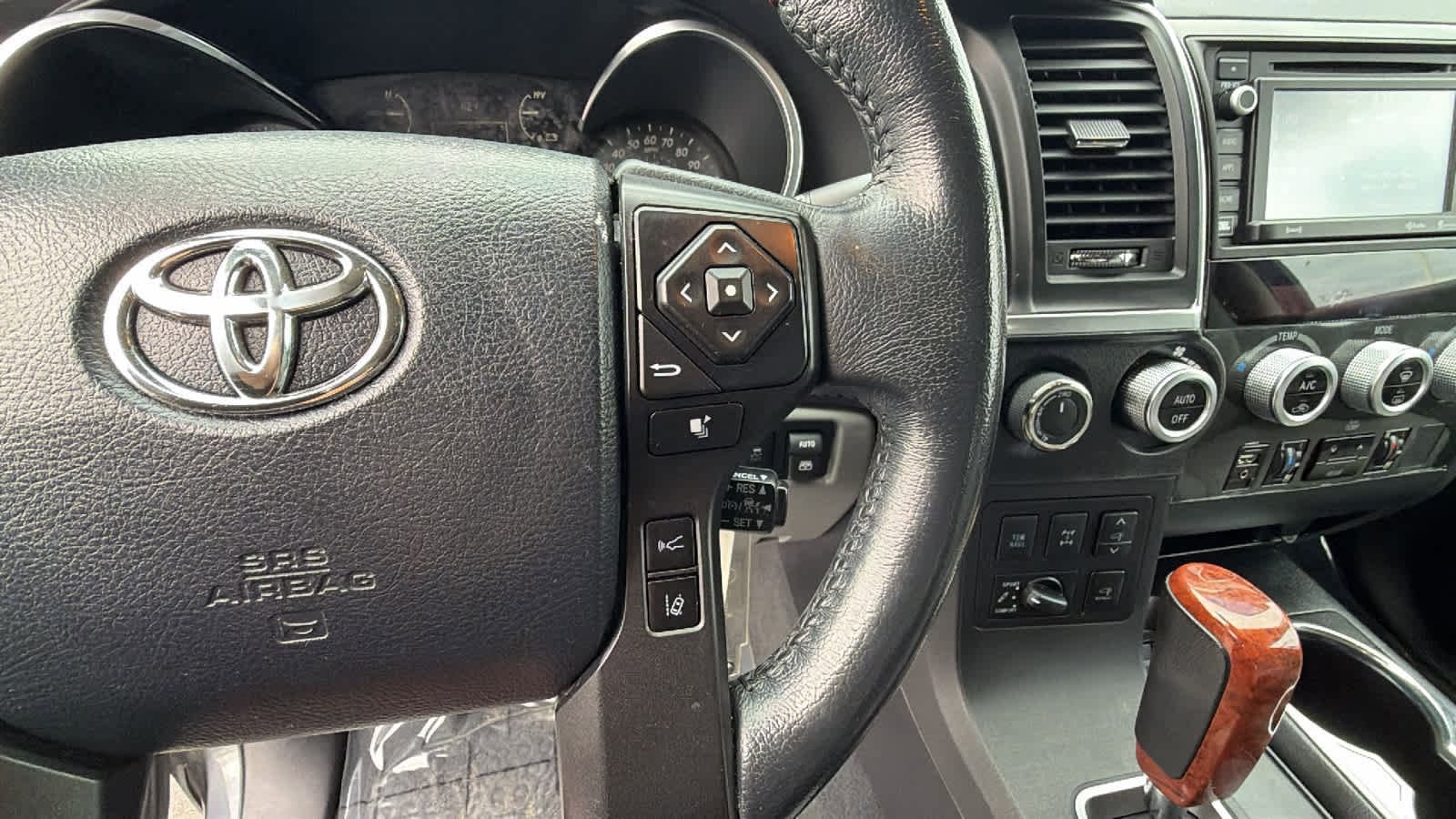 Thumbnail: 2019 Toyota Sequoia - 20