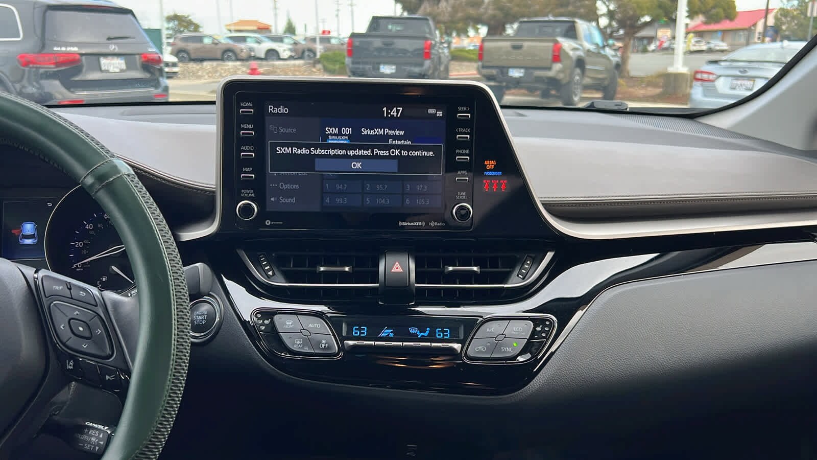 Thumbnail: 2022 Toyota C-HR - 16