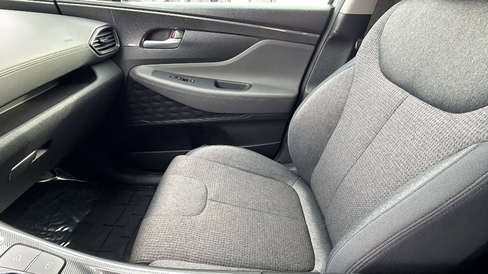 Thumbnail: 2023 Hyundai Santa Fe - 11