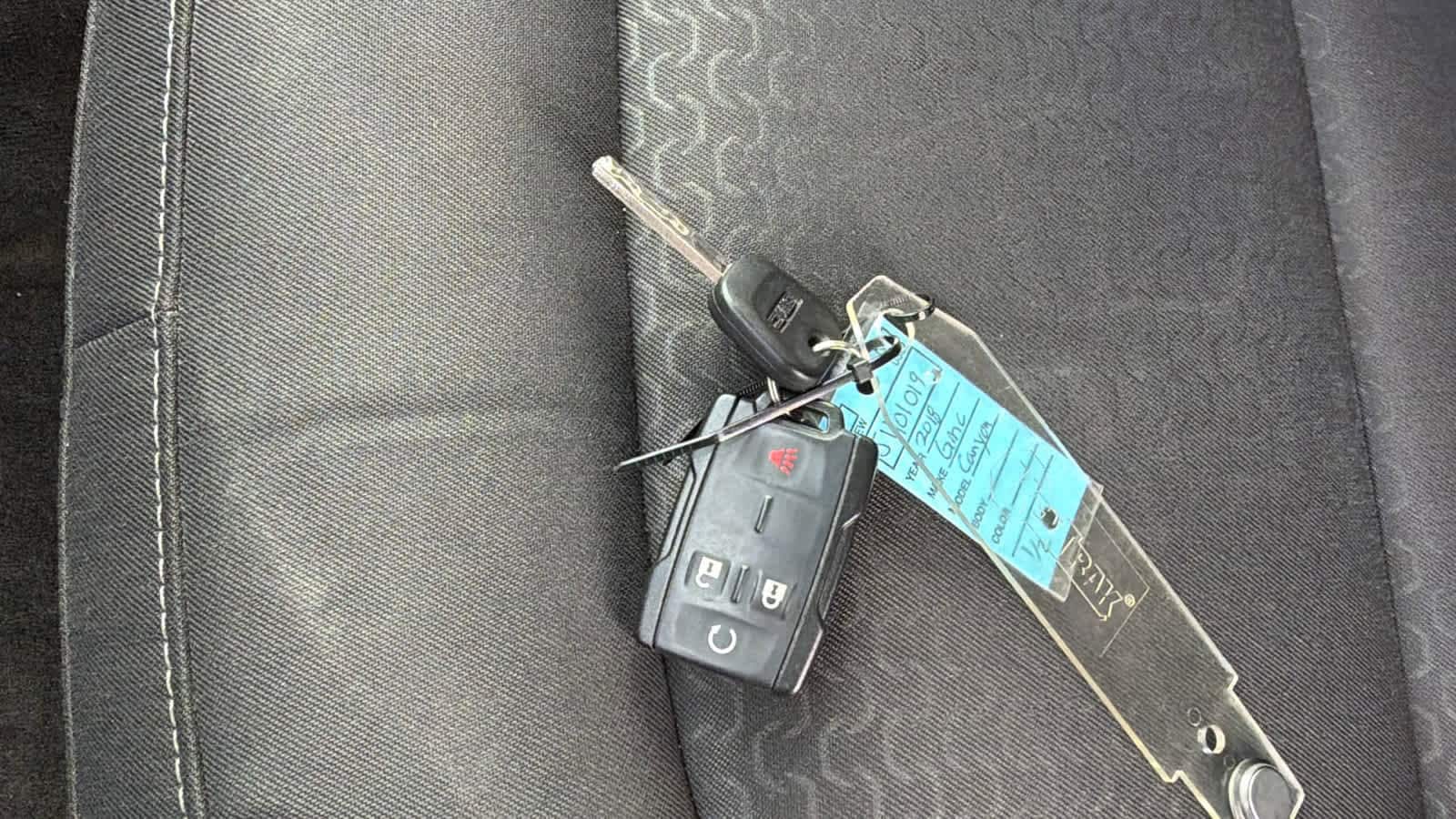 Thumbnail: 2018 GMC Canyon - 29