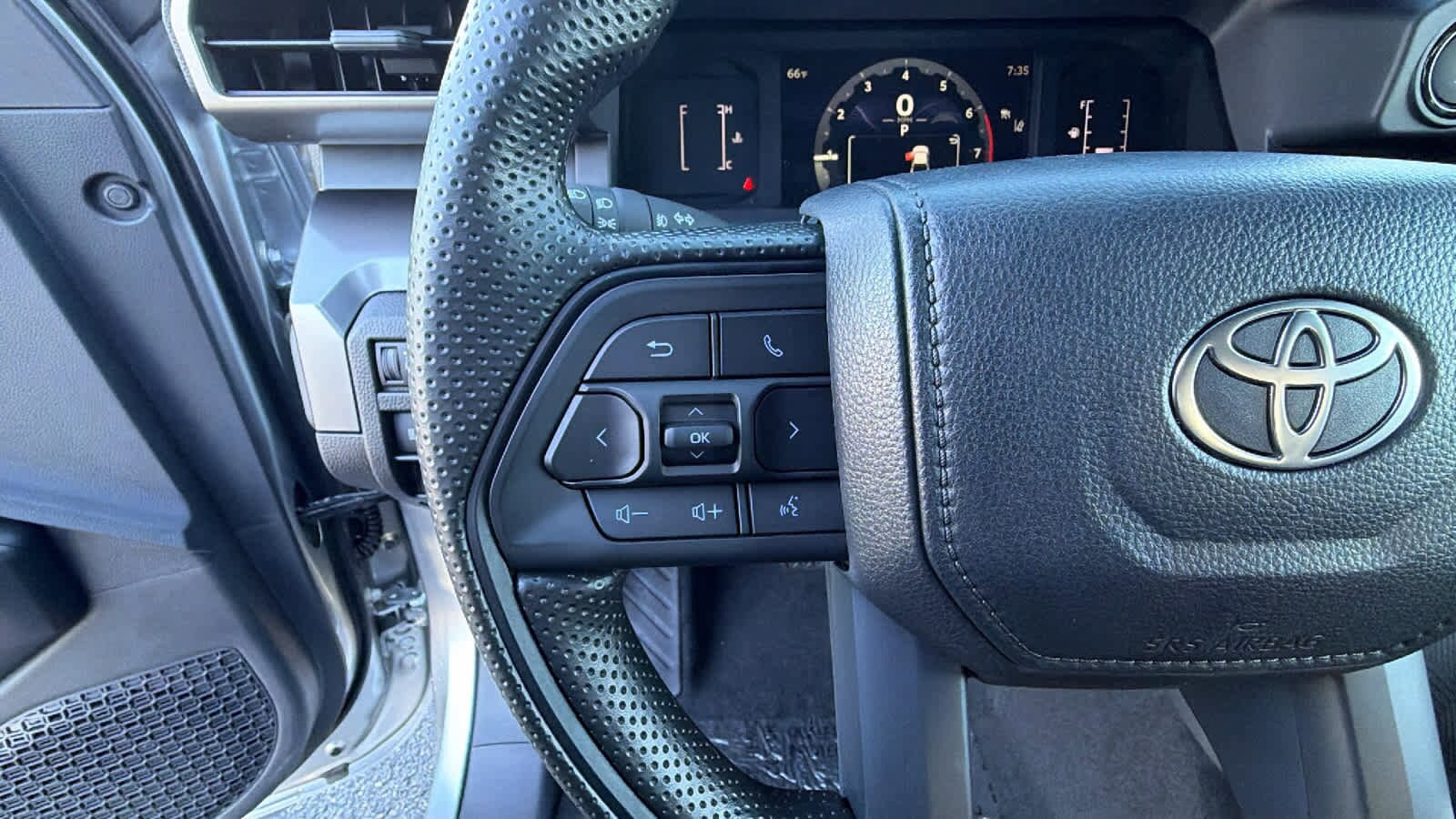 Thumbnail: 2025 Toyota Tacoma - 19