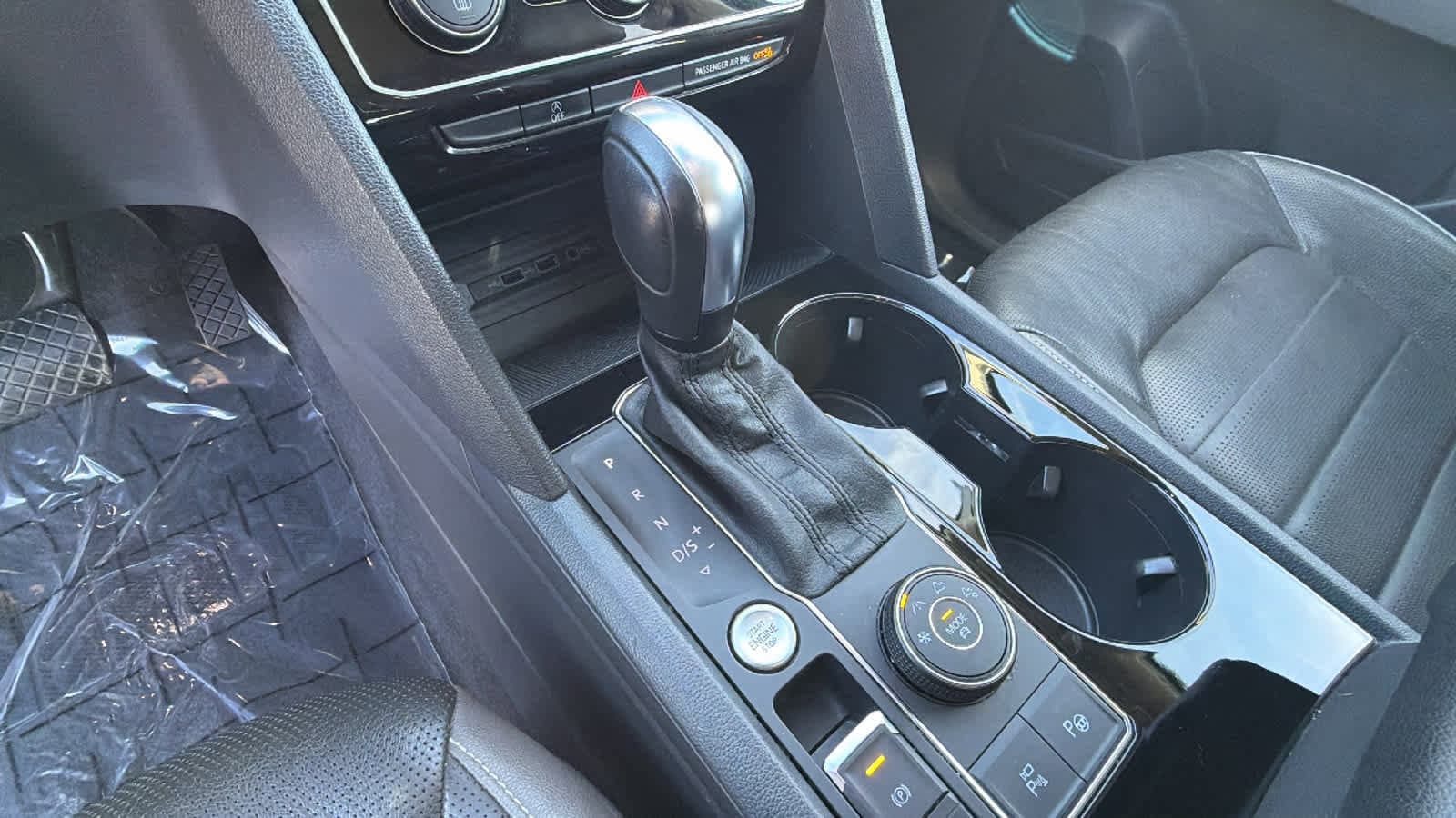 Thumbnail: 2021 Volkswagen Atlas - 13