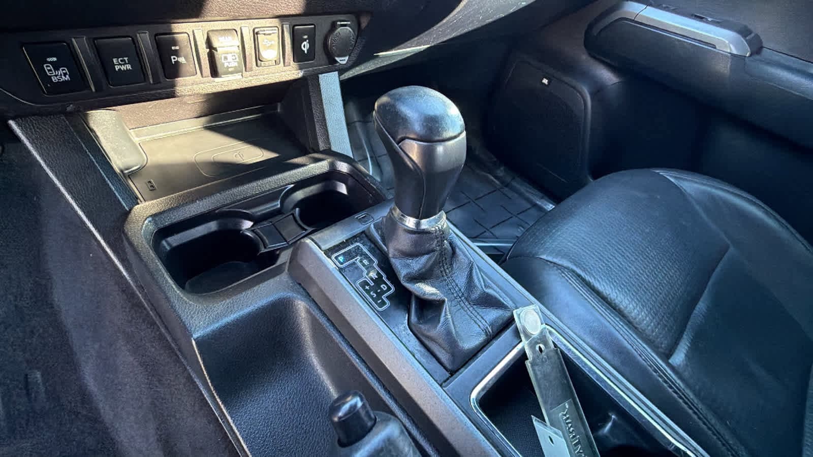 Thumbnail: 2018 Toyota Tacoma - 13