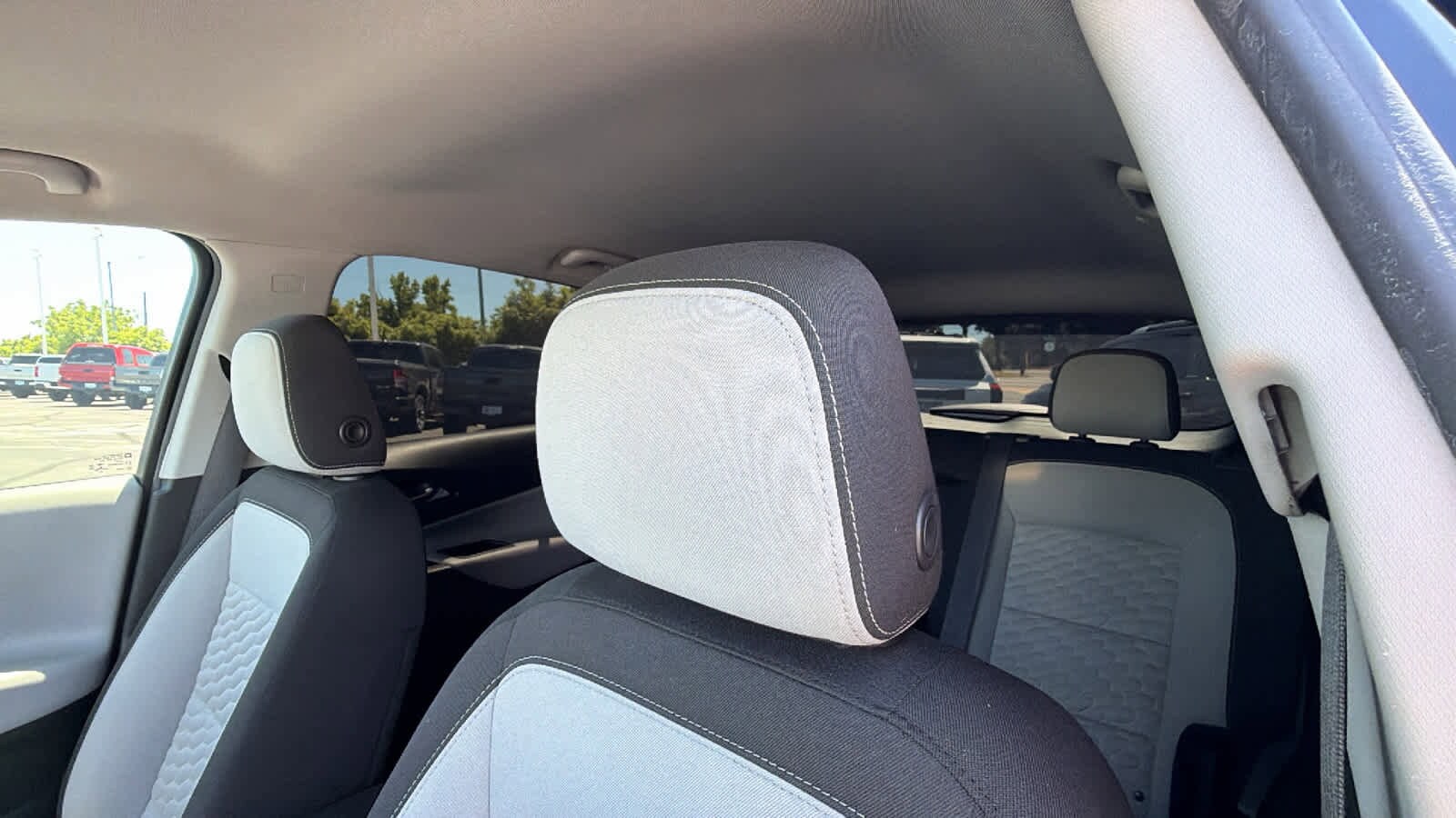 Thumbnail: 2021 Chevrolet Equinox - 10
