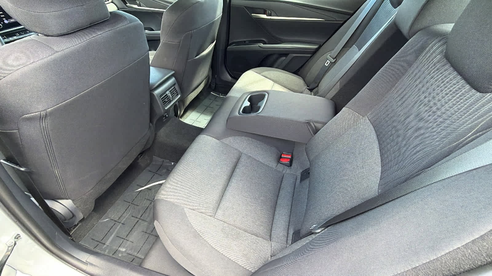 Thumbnail: 2025 Toyota Camry - 24