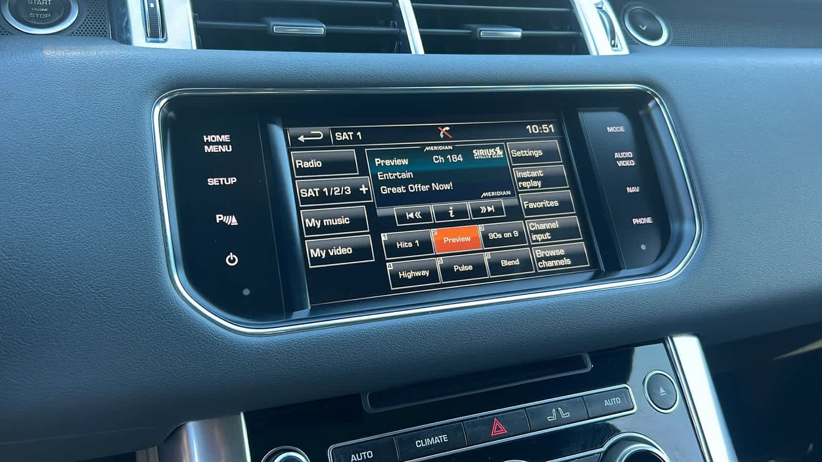 Thumbnail: 2015 Land Rover Range Rover Sport - 15