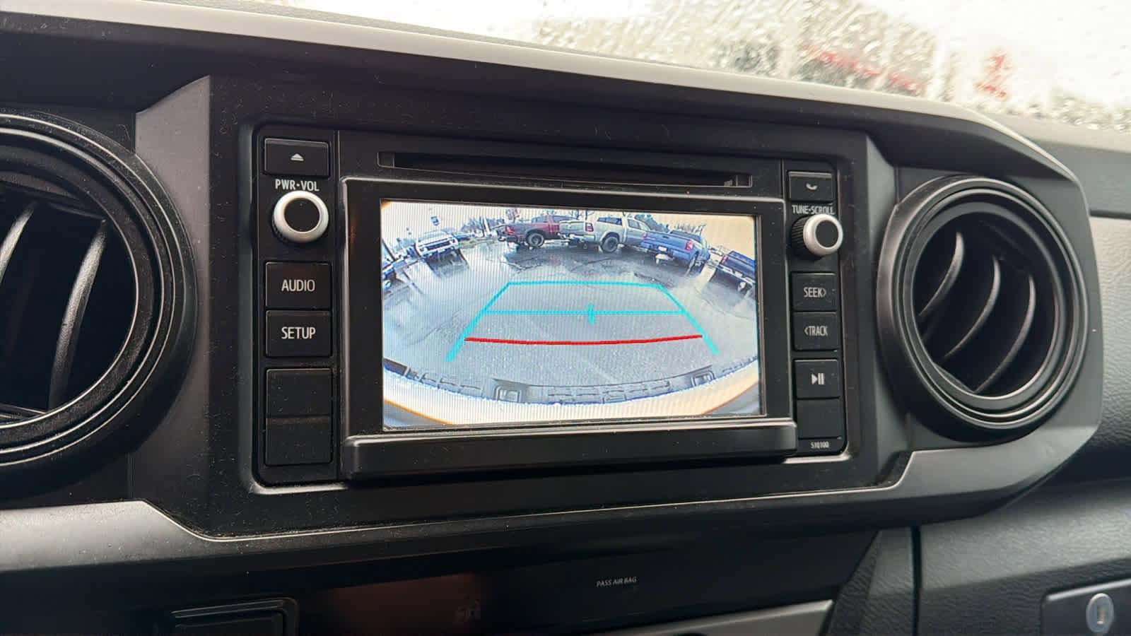 Thumbnail: 2018 Toyota Tacoma - 16